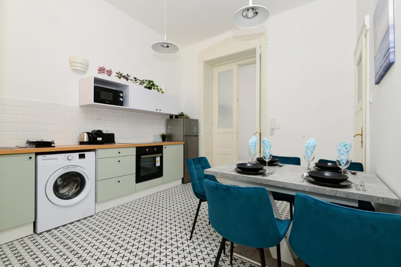 Akacfa 7 City Center Beautiful Apartment บูดาเปสต์ ภายนอก รูปภาพ
