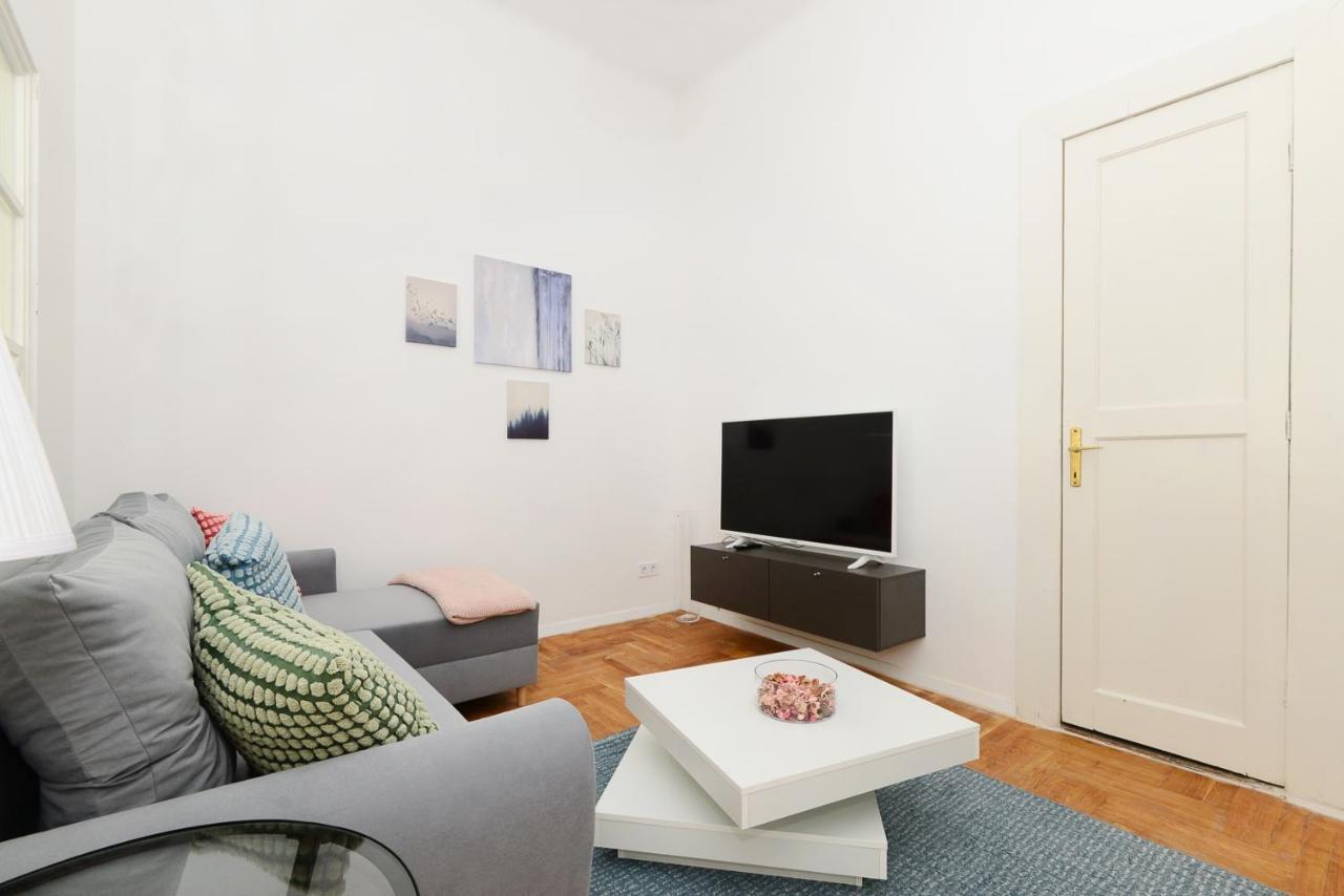 Akacfa 7 City Center Beautiful Apartment บูดาเปสต์ ภายนอก รูปภาพ